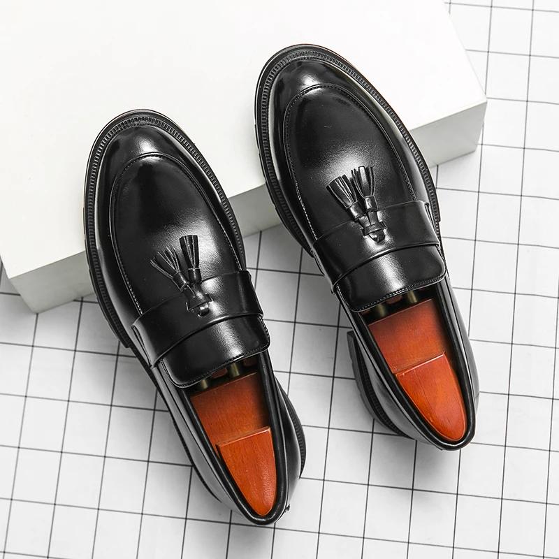 Fashion Luxury Men Business Officially Loafers Shoes Slip On Moccasins Man Party Dress Shoes Wedding Flats Formal Tassel Casual Shoes