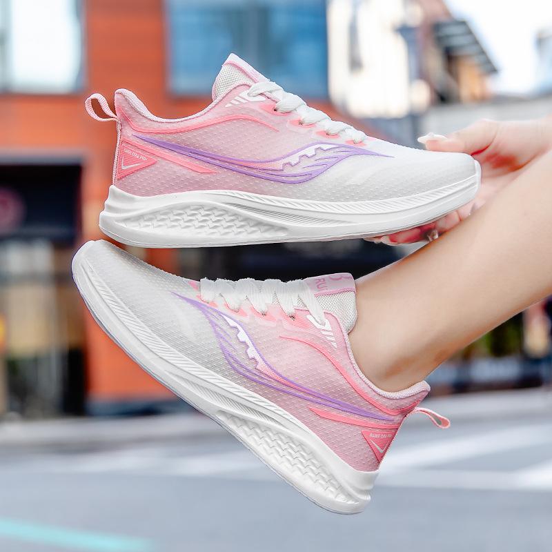 

New men s and women s ultra-light soft-soled sports shoes mesh breathable couple casual shoes trendy versatile student running shoes 36