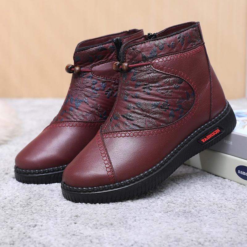 Winter old Beijing cloth shoes fleece thickened middle-aged and elderly mother cotton shoes leather surface waterproof non-slip warm snow boots