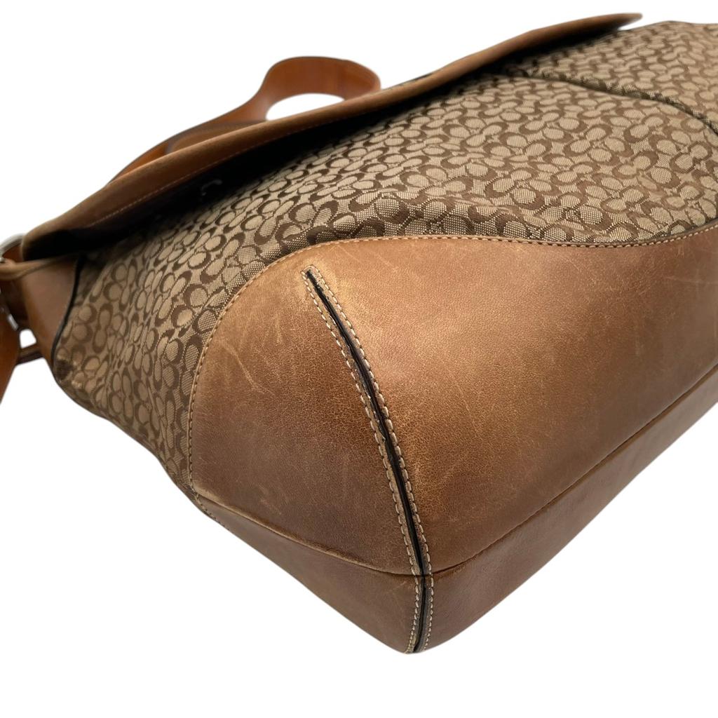 Używana torebka na ramię / listonoszka COACH Mini signature Mini Signature Torebka na ramię Beżowa/Brązowa płótno/skóra unisex