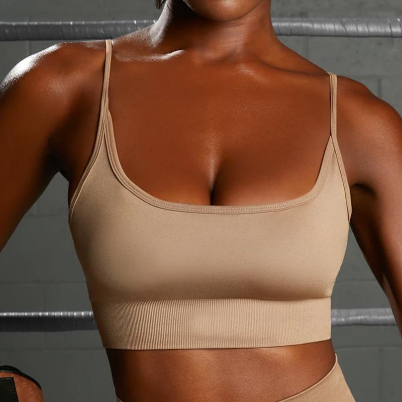 European & American Seamless Yoga Two-Piece: Sexy Women's Fitness Short Set