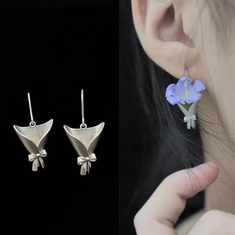 Elegantes Trendiges Bouquet-Verpackung Halskette Ohrringe Ringe Schlüsselbein Kann Eingesteckt Werden Blumen Schmuck Weibliche Schlüsselbein Kette Zubehör