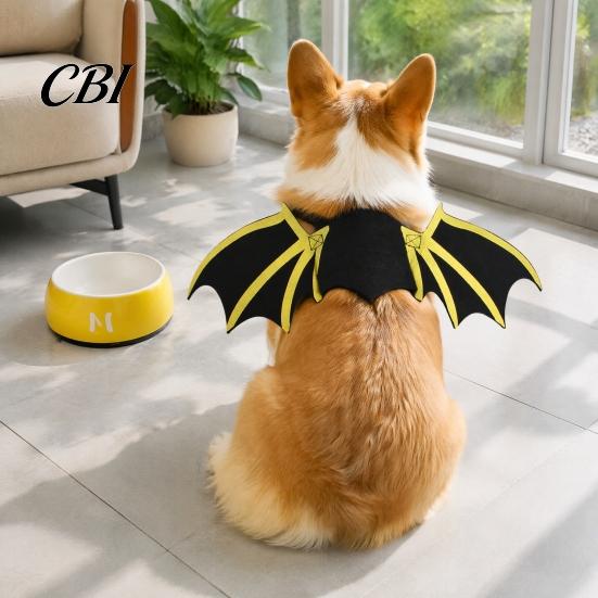 Cute Cat Bat Costume Halloween Pet Wings, Costume, Skeleton Wings Creative Dog Suit with Bells, Festive Apparel for Cats Dogs Cosplay Party