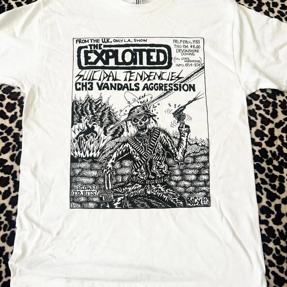 Unisex Short Sleeve Crew Neck Cotton T Shirt The Exploited Rock Concert XXXXL