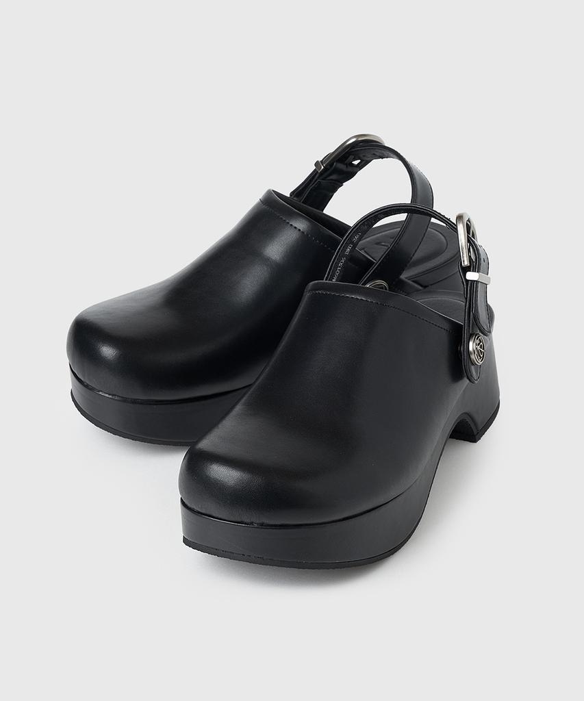 Kissa Roundy Buckle Clogs Black M601306