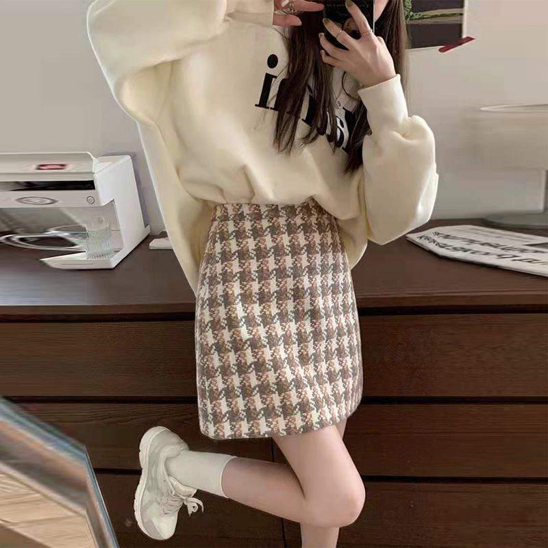 Women's Spring/Summer Petite Fleece Sweatshirt + Woolen A-line Skirt Two-Piece Set