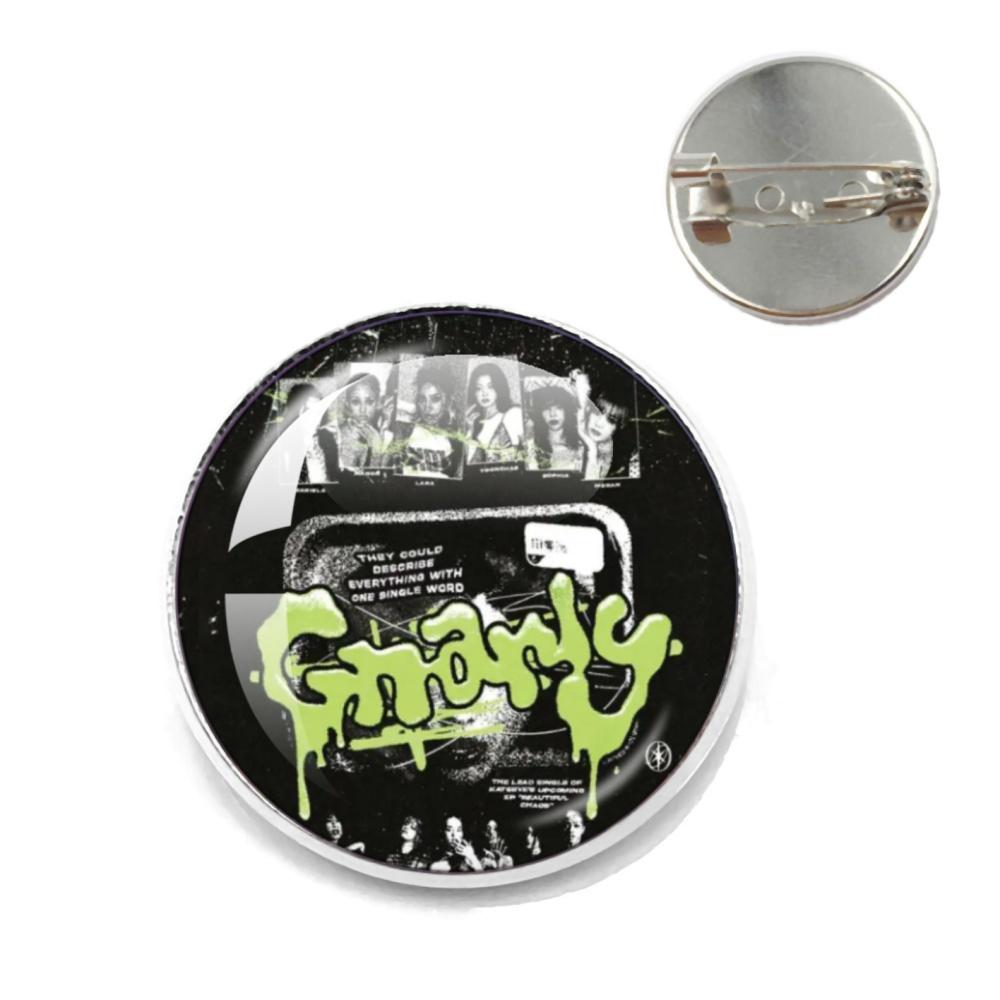 K- KATSEYE Creative Metal Pins Funny Brooch Katseye Korean Girl Band Badge Backpack Hat Accessories Jewelry Decoration Fans Gift