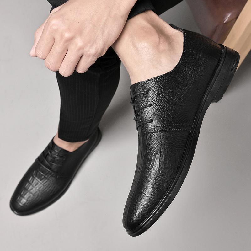 Fashion Lace-Up Oxfords Business Shoe Classic Flats Men Shoes for Wedding Genuine Leather Men Casual Shoes All-match Male Dress Footwear