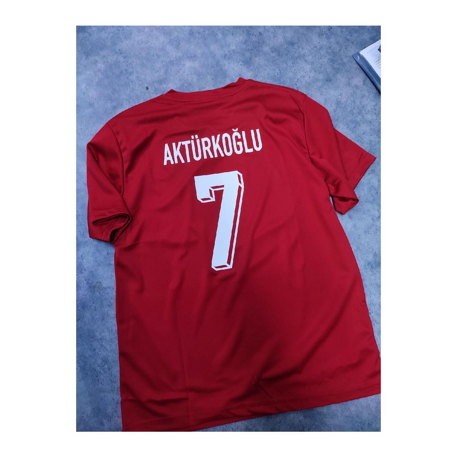 

Kerem Aktrkolu Trkiye Jersey S чистый