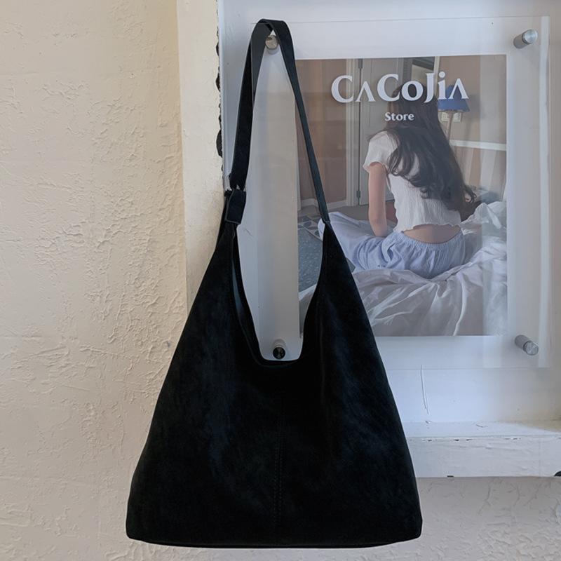 New Lazy Wind High-value Big Bag Women's Commuter Shoulder Bucket Bag Crossbody Child and Mother Bag
