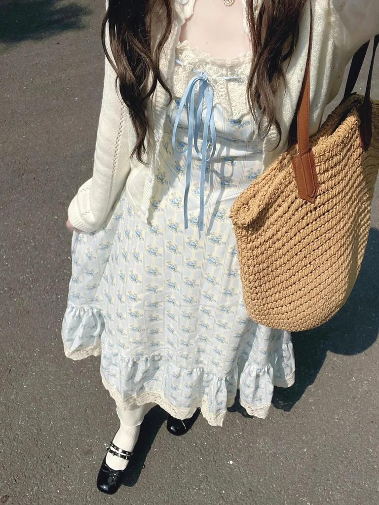Gentle wind sweet small fresh floral strap dress girls summer new niche lace butterfly long skirt