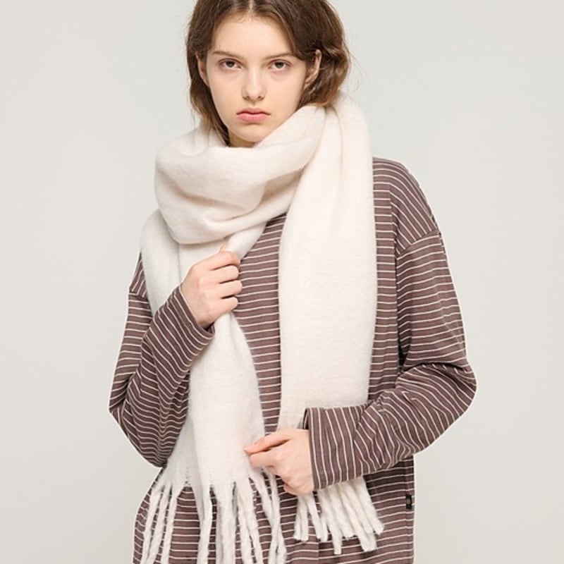 

CARGOBROS Soft Color Volume Long Muffler (Ivory) FREE