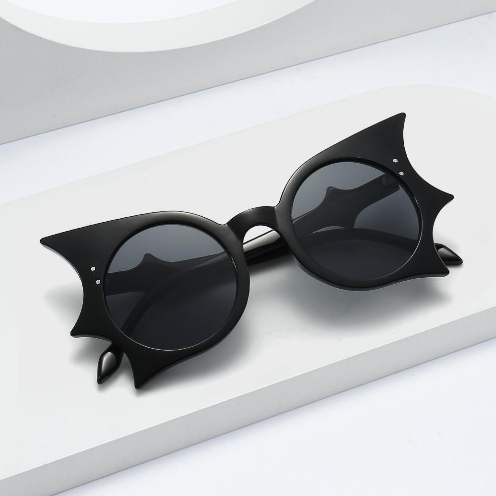 Bat-themed Hip-hop Sunglasses, Quirky Butterfly Sunglasses, Stylish Sunglasses for Parties and Dancing