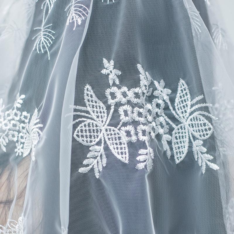 Elegant Lace Mantilla Veil Church Headscarf for Catholic Bride Veil Catholic Chapel Veil Embroidery Veil for Wedding