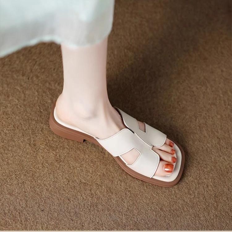 Summer Soft Leather Women's Shoes Low Heel Square Toe Roman Retro Brown French Women's Sandals with Exposed Toes