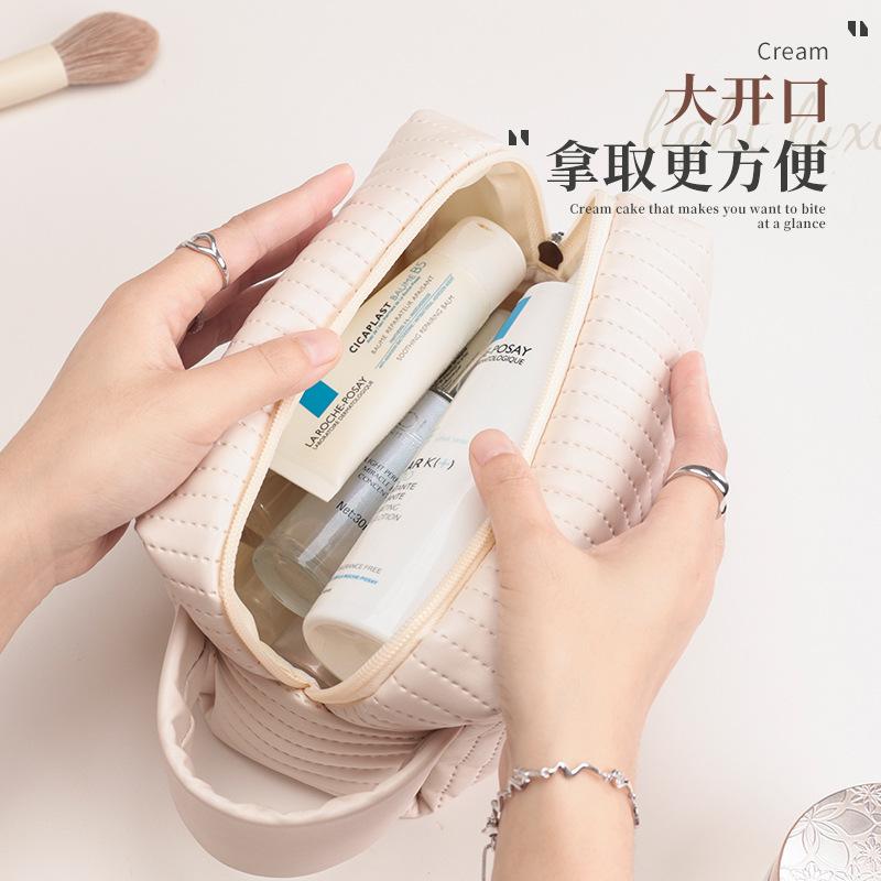Carino Piccolo Beauty Case Portatile Borsa Cosmetica da Viaggio Pochette per Trucco Impermeabile Borse da Toilette per Accessori di Bellezza Regalo per Donne