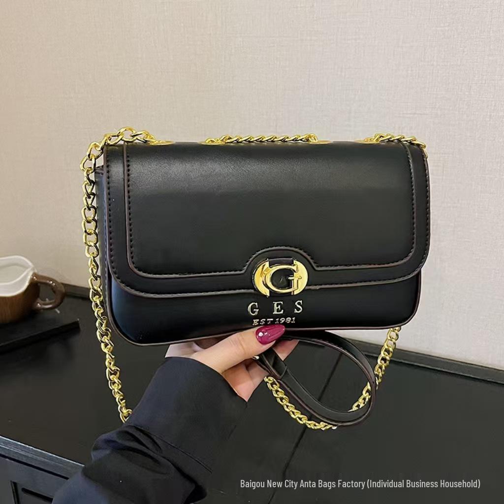 

New Women s Letter Print Chain Shoulder Bag: Versatile, High-End Texture, Classic Crossbody Design чорний/Чистий