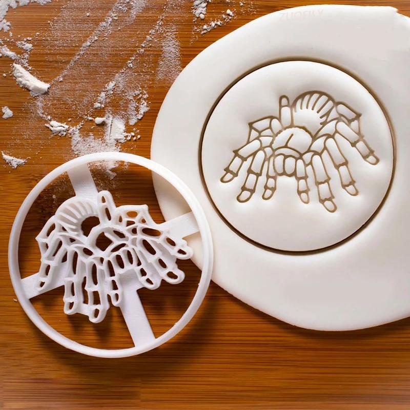 New Cartoon Halloween Horror Spider Bat Cookie Embosser Mold Set Pressed Hand-painted Frosting Biscuit Mold Skull Cookie Cutter