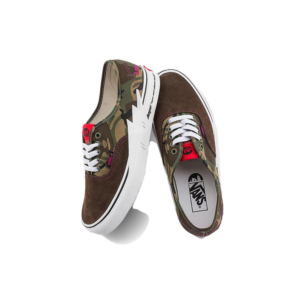 Vans AAPE X Authentic Bolt - Green Camo Unisex Sneakers Pink VN000BWCCMA