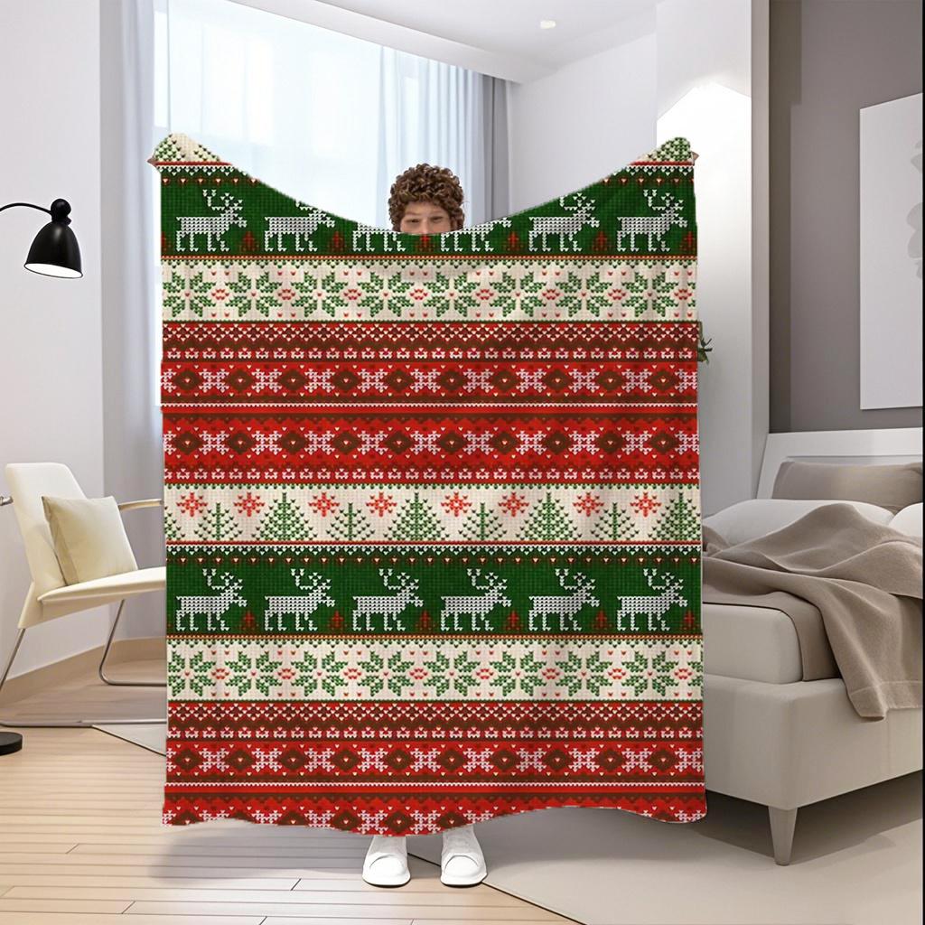 Christmas Pattern Blanket Microfiber Flannel Cover Blanket Bedroom Living Room Sofa Soft And Comfortable Home Decoration