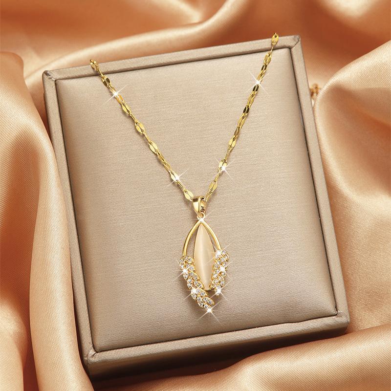 Titanstahl Halskette - Elegante Halskette für Damen - Herzförmiger Anhänger Zubehör