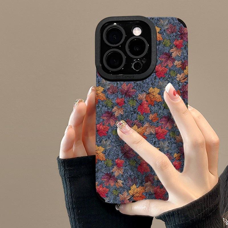 

Color maple leaf is suitable for iPhone17 simple mobile phone case, Apple s new model apple 17promax