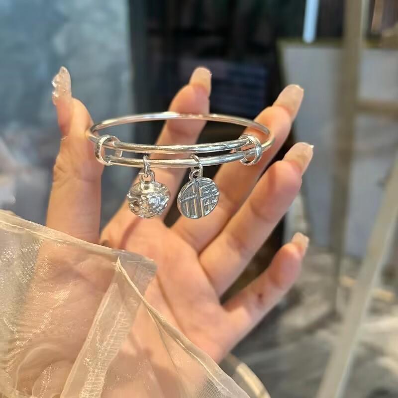 Mobius Ring on the Run Princess Bow Bell Bracelet Female Opening Adjustable Girlfriend Bracelet