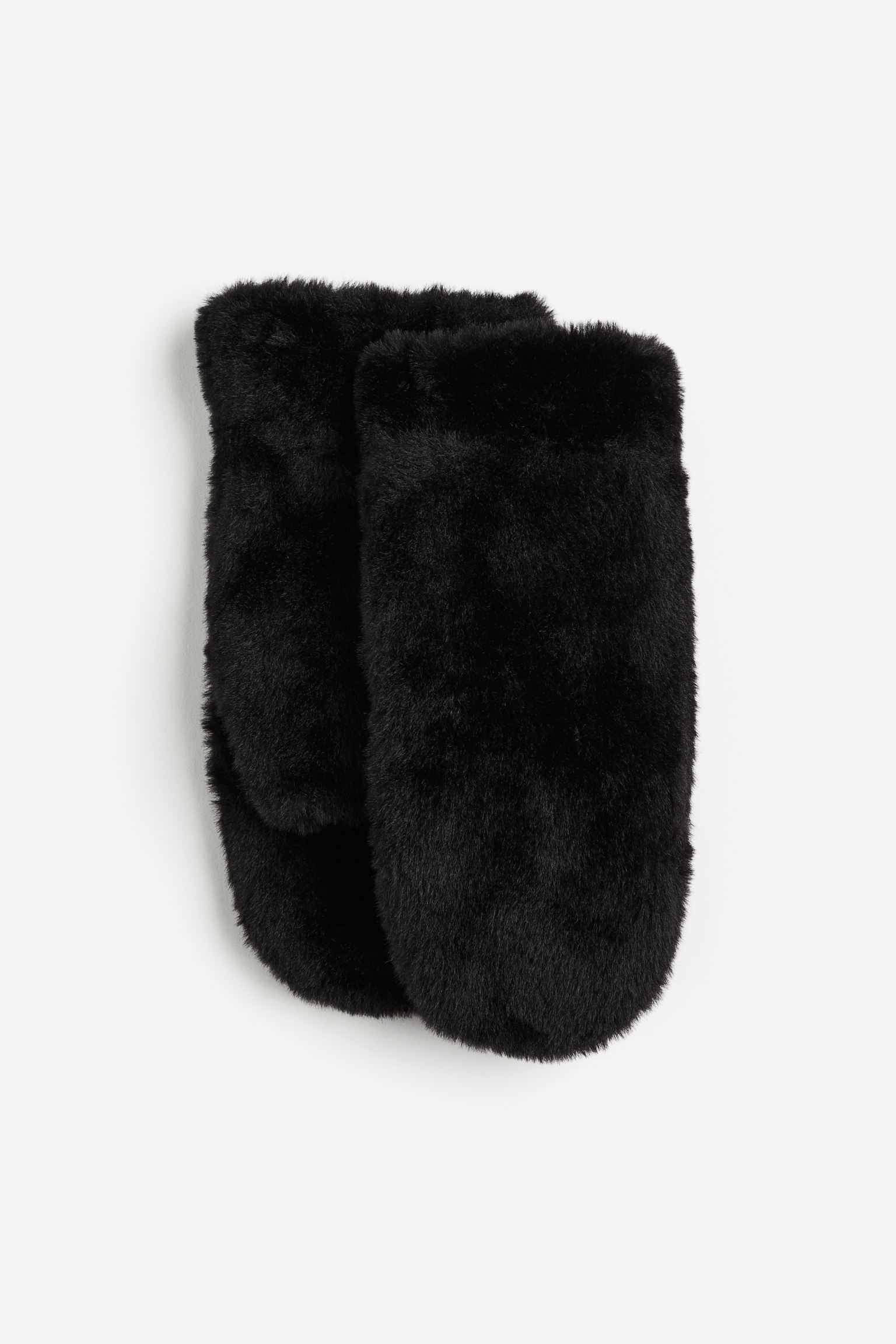 

Пушистые варежки на флисовой подкладке