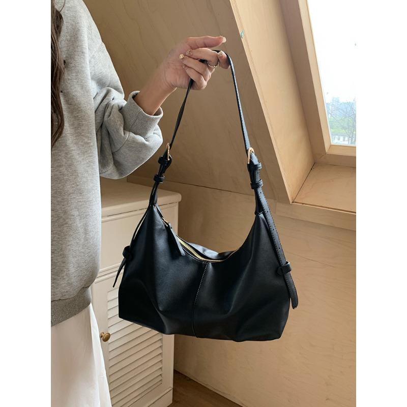 

Large capacity versatile Spice Girl locomotive bag personalized leisure shoulder armpit bag commuter shoulder messenger bag tote bag чёрный