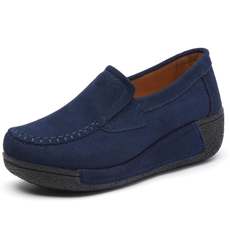 Nytt koreansk versjon med tykke såler for kvinner Høydeøkende gyngesko, fasjonable gåsko, flate svarte arbeidssko utendørs