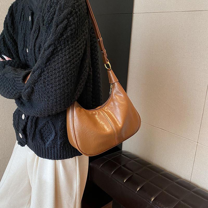 IELGY Niche Simple Fashion One-Shoulder Messenger Bag High-End Western-Style Ladies Dumpling Bag