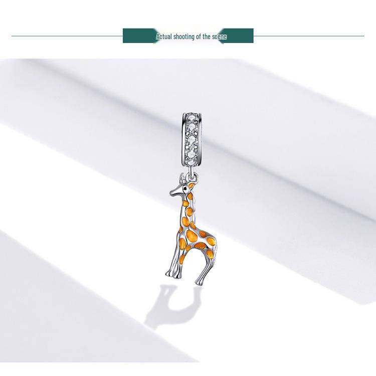 S925 Silver Ziyun Oil-Dripped Spotted Giraffe Pendant: Handmade Cute Animal Bracelet Bead