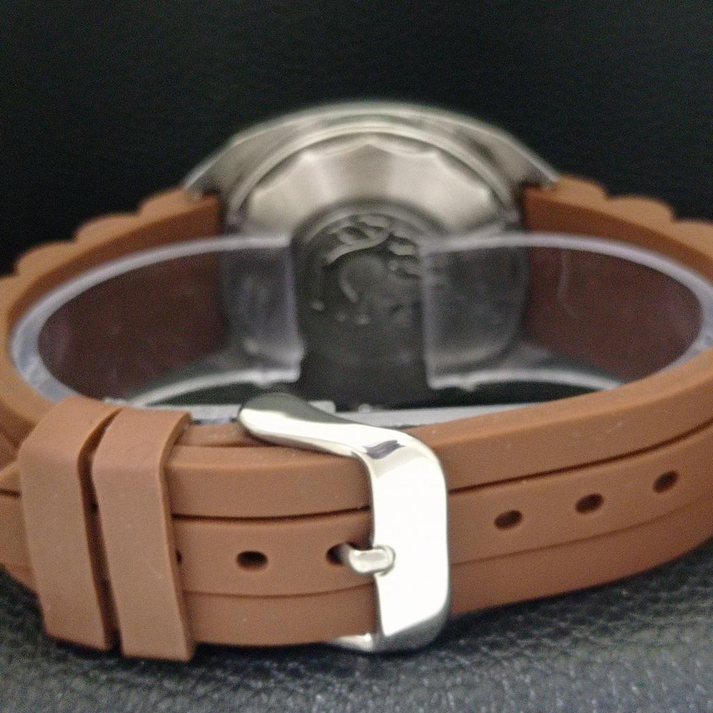 VINTAGE ENICAR AUTOMATIC SWISS MENS WHITE COLOR DIAL WATCH A700341-5 R202-a700341