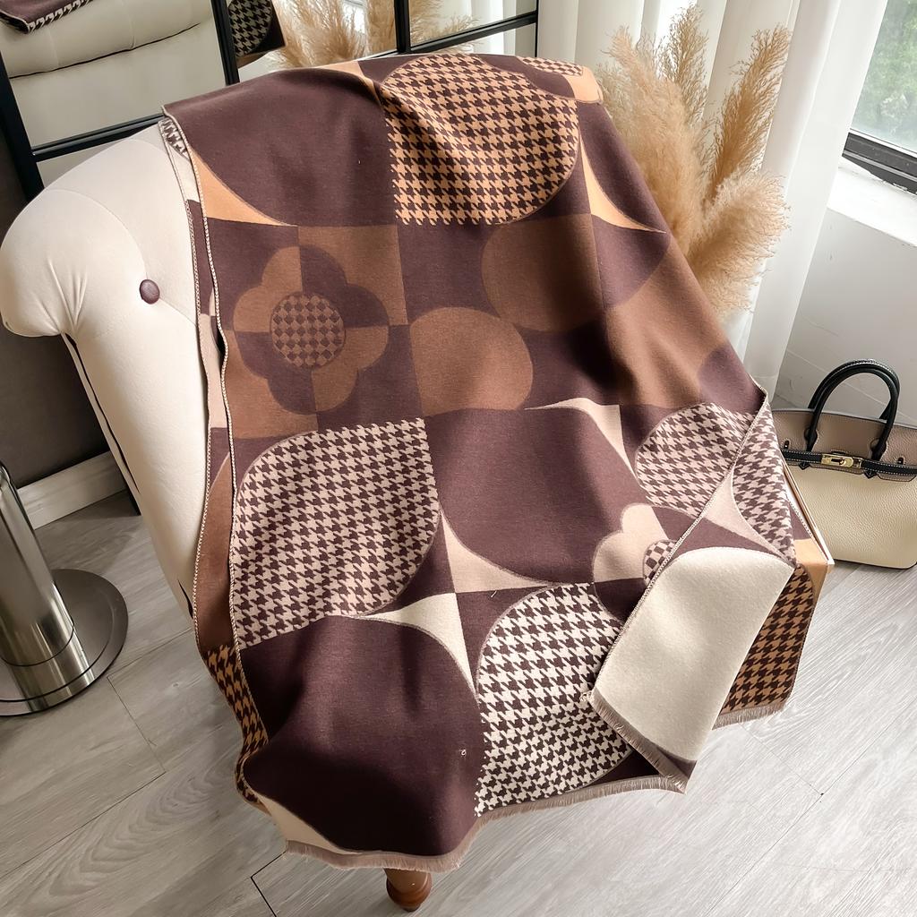 New Warm Luxury Cashmere Scarf Women Thick Print Fashion Shawl And Wraps Ladies Blanket Foulard Winter Pashmina Bandana Bufanda