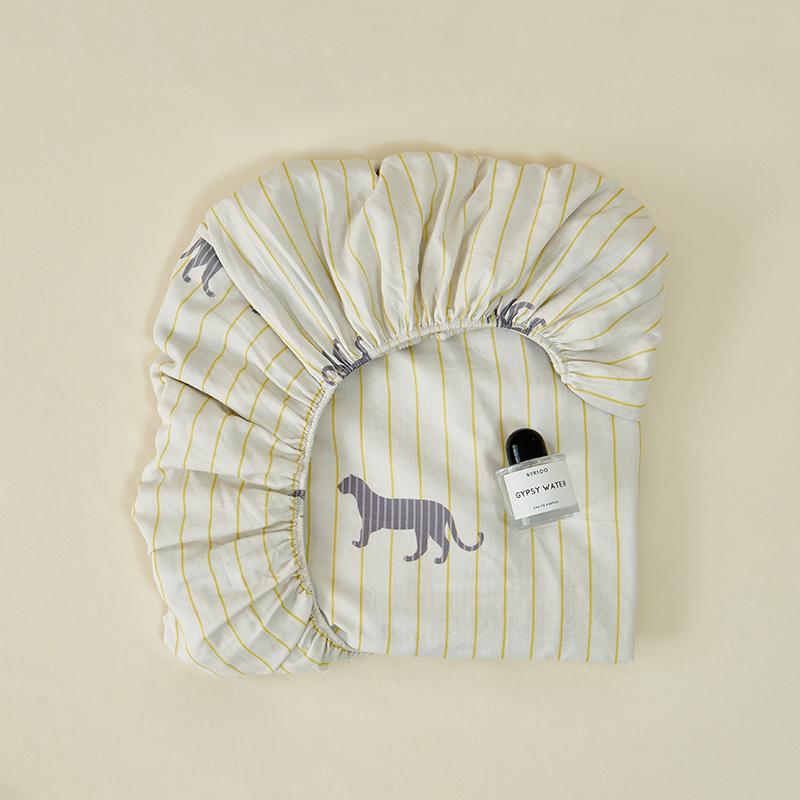 100% Cotton Bedsheet Skin-friendly Fitted Sheet Simple Style Bed Cover Elastic Bed Linen drap de lit (Pillowcase Need Order)