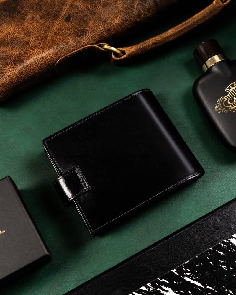 Large Leather Men's Wallet with Snap Closure - Rovicky