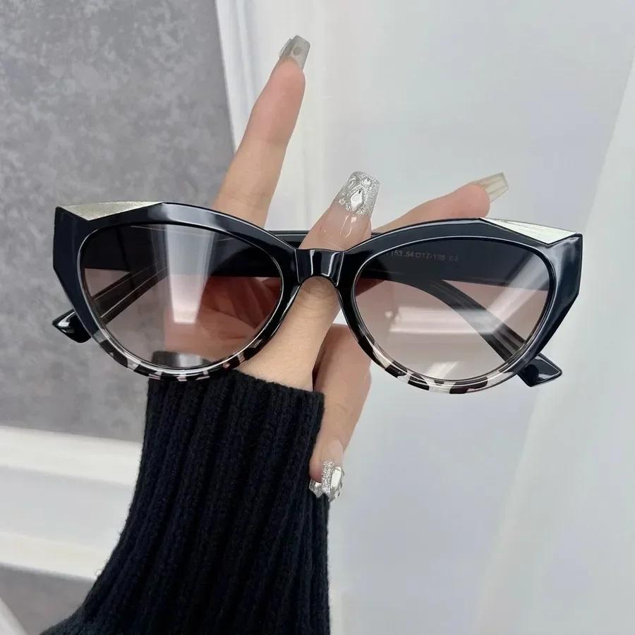 Vintage  Cat Eye Contrast Color Sunglasses Women Men Brand Gradient Sun Glasses Female Male Small Frame Retro