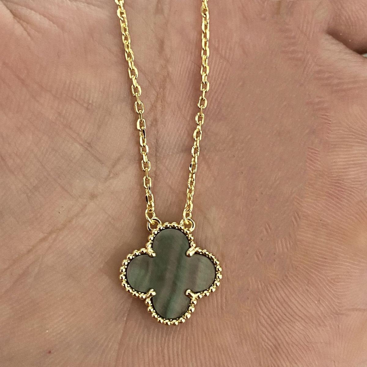 

Модное ожерелье с четырехлистным клевером, женская счастливая трава, двухсторонний перламутровый кулон, не теряет цвет, старшая цепочка с чувством ключицы