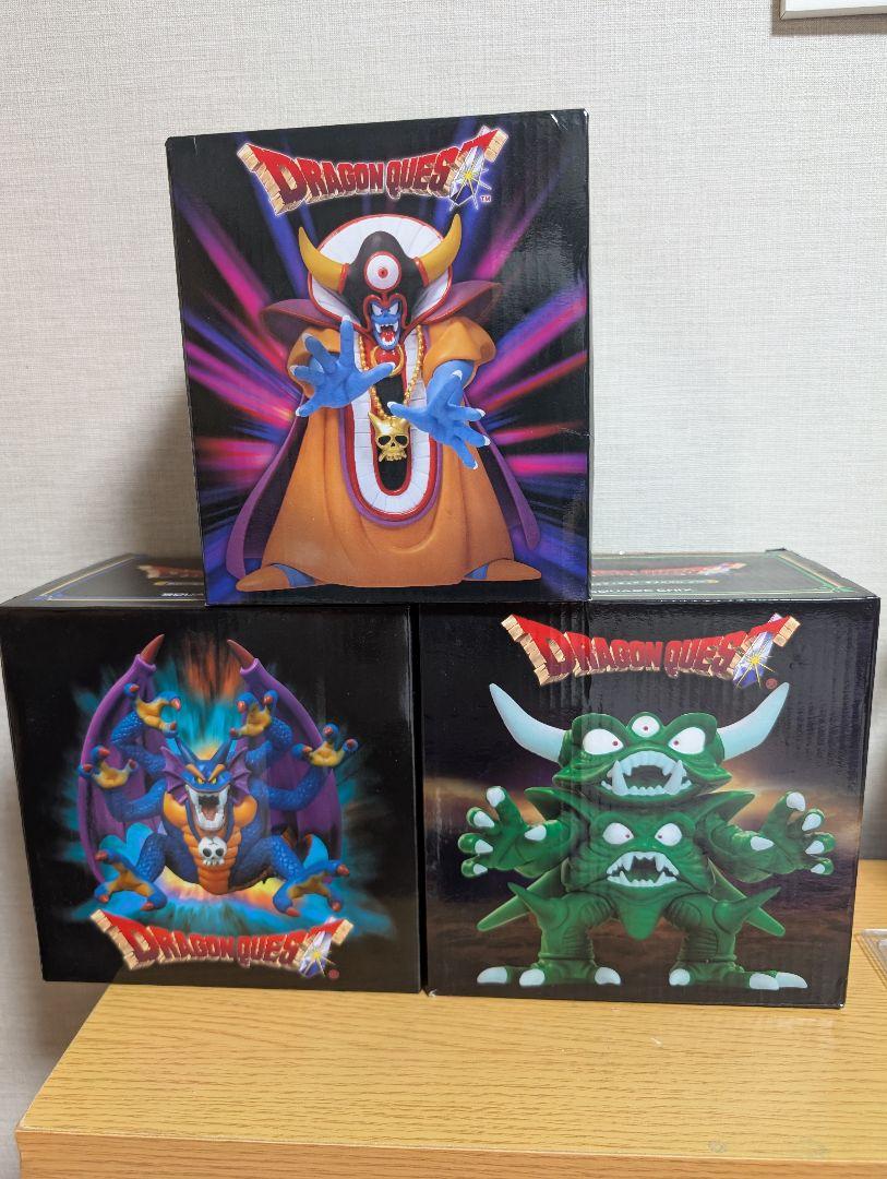 

[USED] Dragon Quest Legendary Demon King Figures: Zoma, Despisaro, and Shido