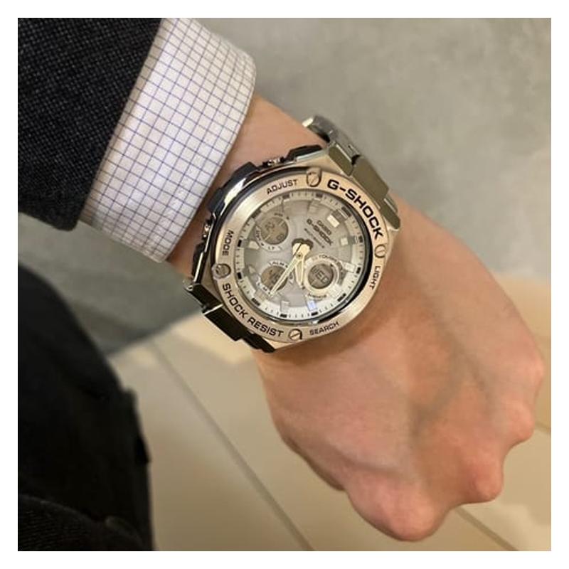 Casio G-STEEL series-W disc dual display 200 meters waterproof quartz movement stainless steel strap Japanese and Korean watch men's GST-W110D-7A