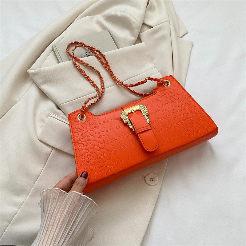 Chain trend bag women's summer new fashion simple shoulder bag casual trend messenger bag small square bag