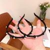 Xiaoxiang Girl Black Bow Pearl Headband - Elegant and Fashionable Hair Accessory