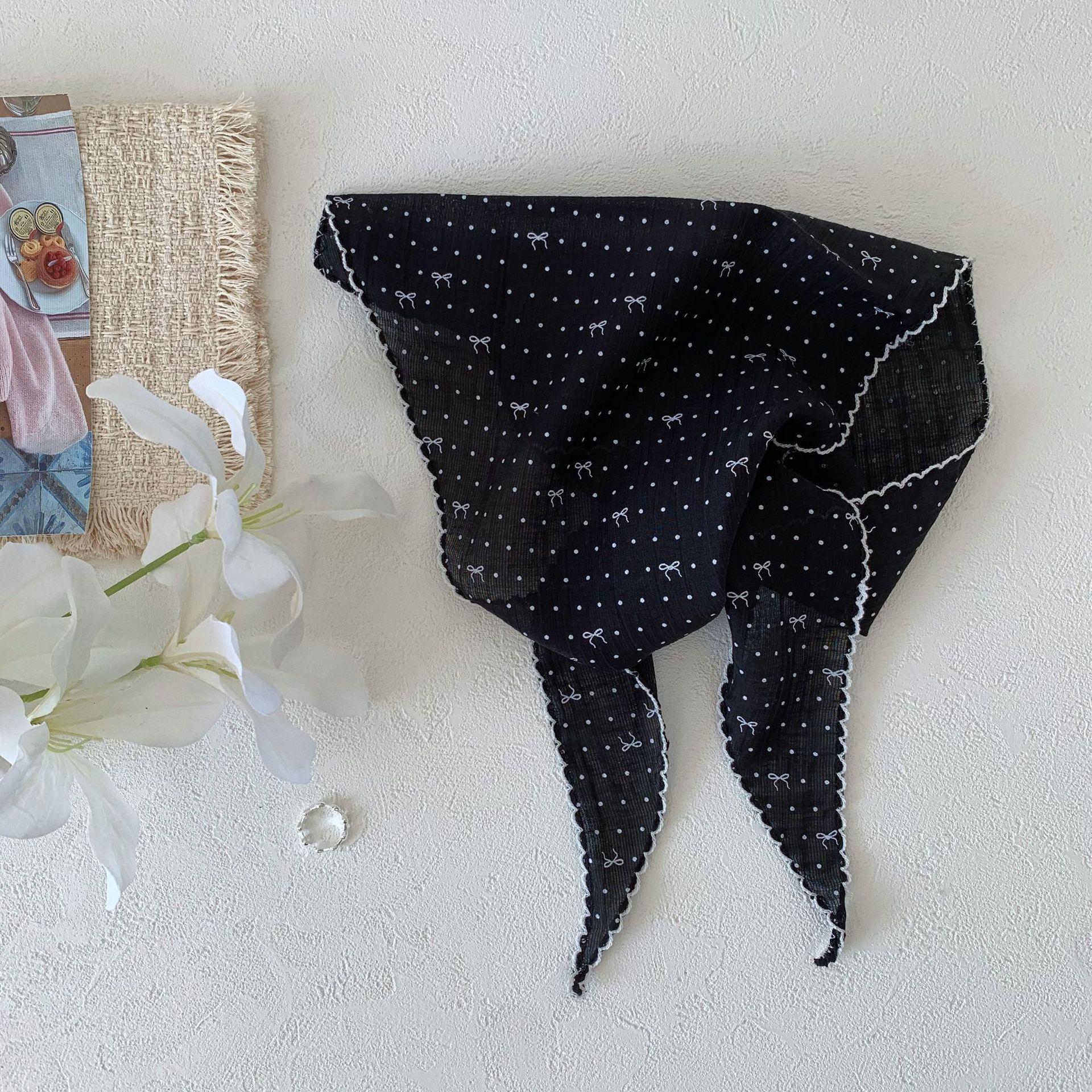 French small polka dot triangle scarf women s retro black and white decorative silk scarf 2026 spring and summer headscarf braided hair band 25-100