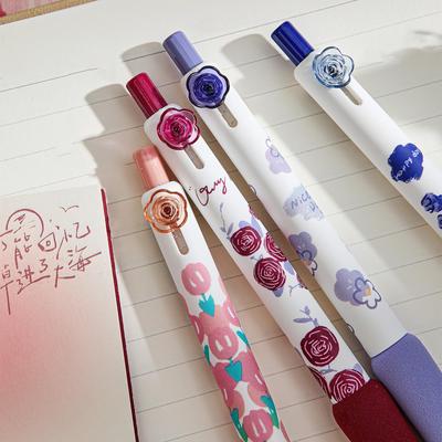 4 Stück Rose Blume Gelstifte Set Multi Florales Muster Weiche Haltung 0,5 mm Kugelschreiber Schwarze Farbe Tinte zum Schreiben
