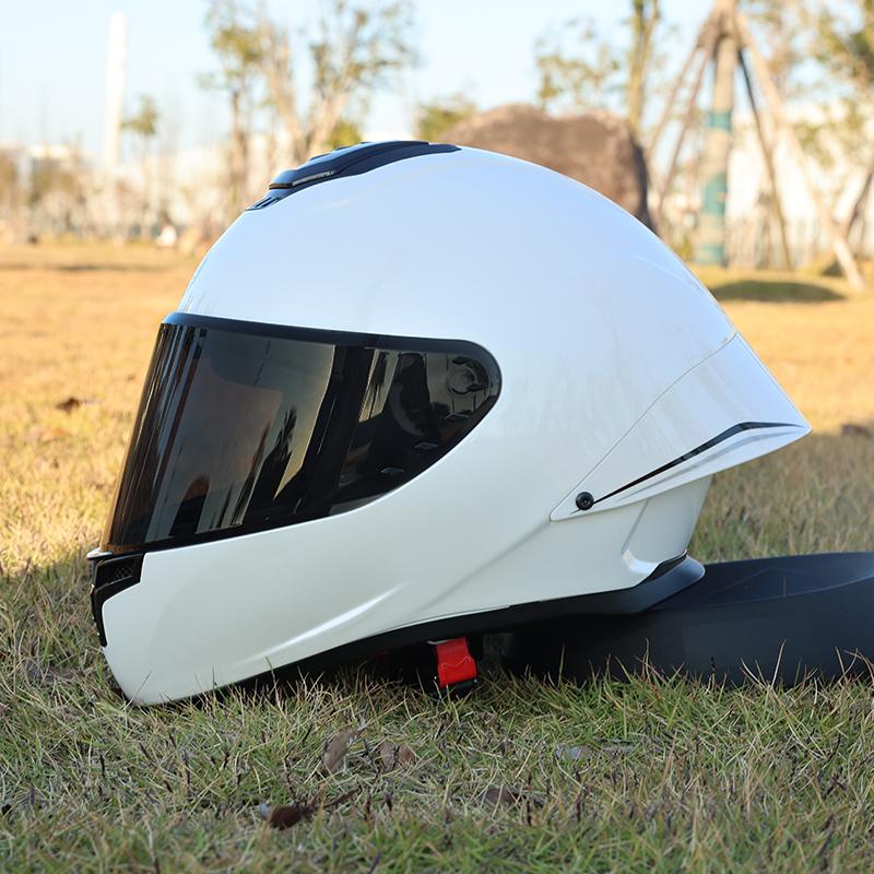 ORZ-Full Face Motorcycle Helmet Big Spoiler Design Unisex All Season DOT Standard ABS Lightweight Shockproof Bike Helmet