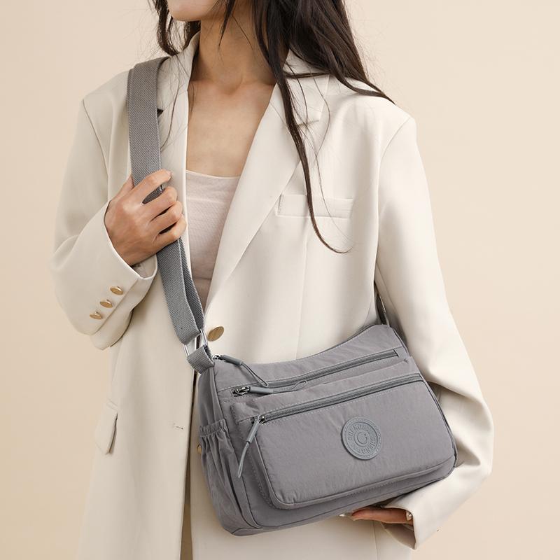 Lekka torba na ramię z wieloma przegródkami Damska torba dojazdowa dla matki w średnim wieku