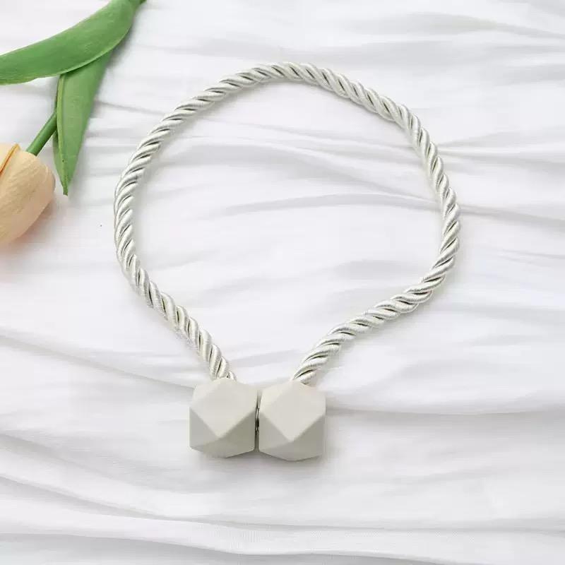 

2pcs Rhombus Magnetic Curtain Tiebacks Curtain Holders Strong Magnet Multiple Colors Curtain Rope Ties for Living Bedroom Decor