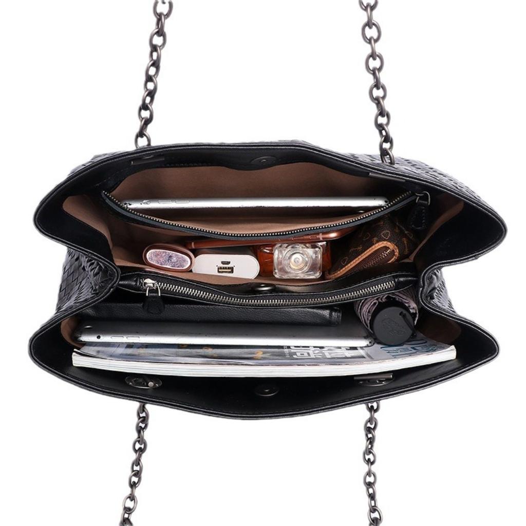 Trendy new first-layer sheepskin women's bag women's shoulder bag large-capacity fashion woven versatile light luxury