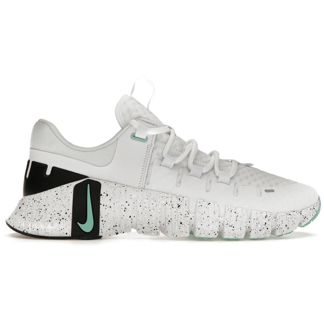 

Кроссовки Nike Free Metcon 5 Белые Изумрудный Подъем (Женский)(DV3950-101) 38