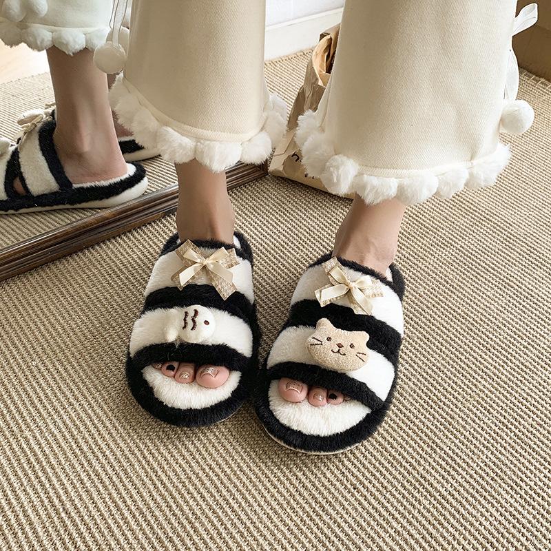 Fashion color matching cute cartoon fluffy slippers women's 2025 autumn and winter new outer wear home indoor cotton slippers shoes